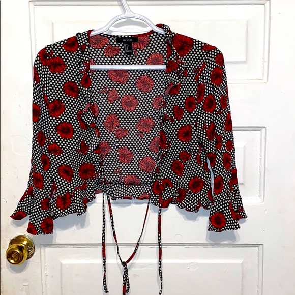 F21 Crop Tie Top ❤️ - Picture 1 of 5